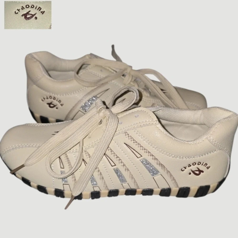 Source Unknown Cream Athletic Shoes - Picture 2 of 9